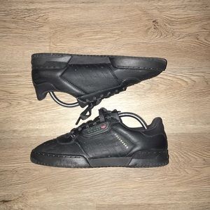 Yeezy Calabasas Powerphase Black 8US